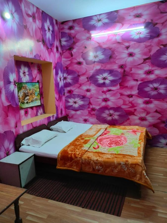 Hotel Raj Agra  Extérieur photo